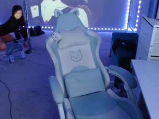 Dolllface live webcam show