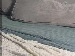 ameliamelly live cam preview