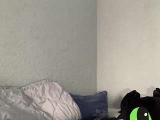 DrusillaLarkey live cam preview