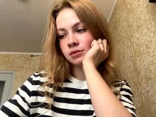DonnetteDente live cam preview