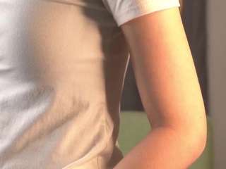 MariHamacher live cam preview