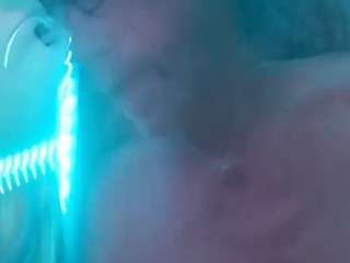 Undercover-Pornstar live cam preview