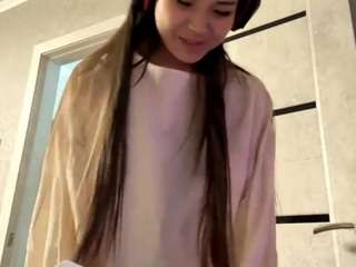 Mia live cam preview