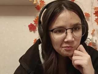 Mia live cam preview