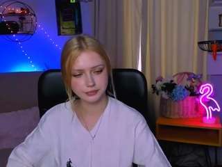 adelina-lay