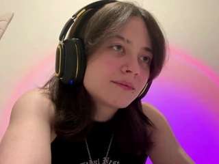 LinneaKjos live cam preview