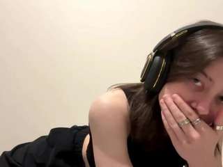 LinneaKjos live cam preview