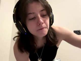 LinneaKjos live cam preview