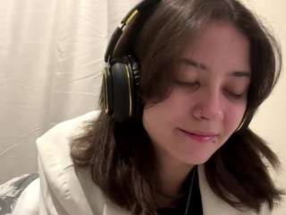 LinneaKjos live cam preview