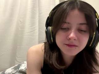 LinneaKjos live cam preview