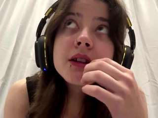 LinneaKjos live cam preview
