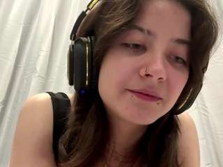 LinneaKjos live cam preview