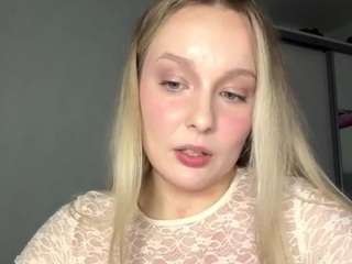 MerriRiesgraf live cam preview