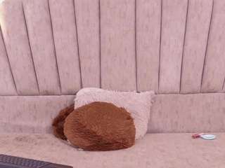 aishadoll1 webcam model