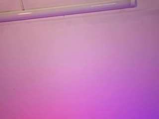 Mia-adams-bm's live stream
