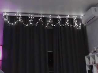 IsabelleMarteney live cam preview