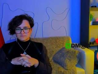 moon-vixen live cam preview
