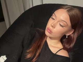ShanonQasba live cam preview