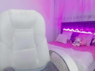 Nana-cooper live cam preview