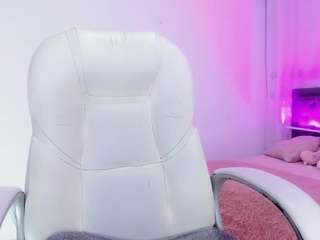 Nana-cooper live cam preview