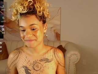 Trixie-June live cam preview