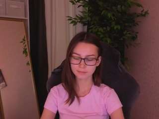 LunaRa1n live cam preview