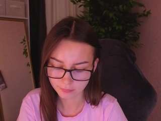 LunaRa1n live cam preview