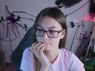LunaRa1n live cam preview
