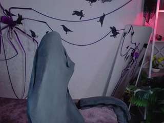 LunaRa1n live cam preview