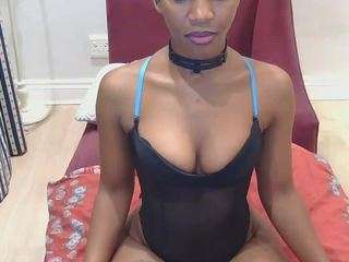 naughtylira69