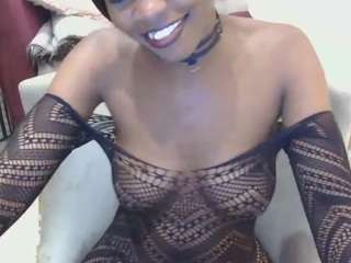 naughtylira69