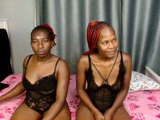 Slimmie-coochie live webcam