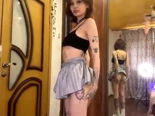 avrilollison