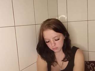 ChristySavary live cam preview
