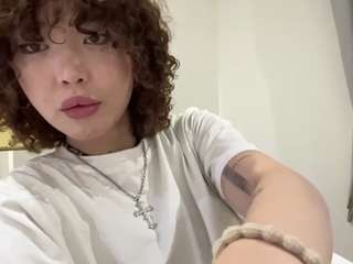 HirokoBaton live cam preview