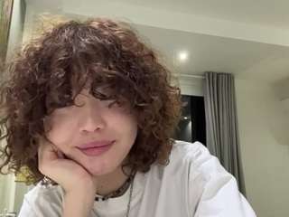 HirokoBaton live cam preview