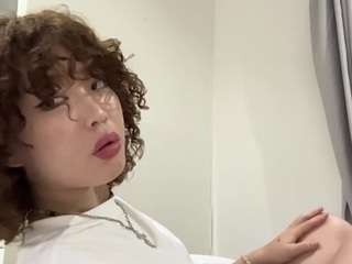 HirokoBaton live cam preview