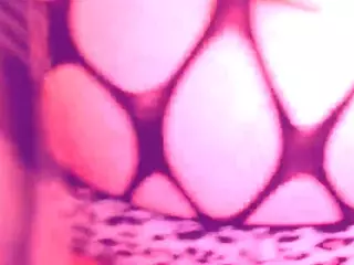 secrettbela4u's Live Sex Cam Show