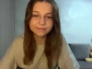 Caroylngalva's live stream