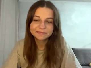 caroylngalva webcam
