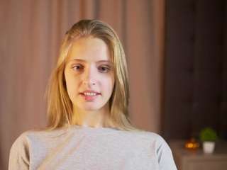 FayeLivingston live cam preview