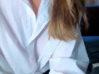 FayeLivingston live cam preview