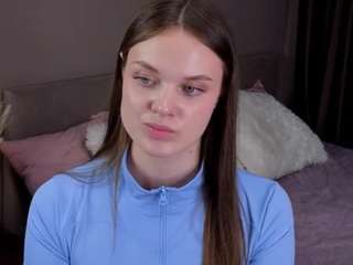 HannahBronk live cam preview
