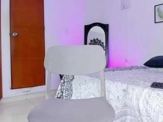 EvelinJons live cam preview