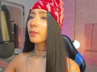 magic-kira-foxxx