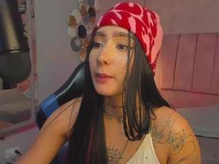 magic-kira-foxxx