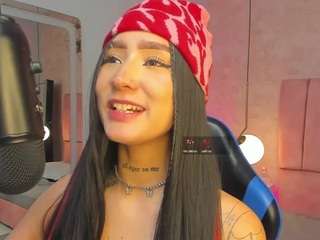 magic-kira-foxxx