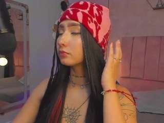 magic-kira-foxxx