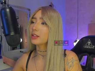 magic-kira-foxxx