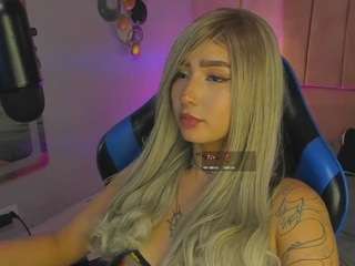 magic-kira-foxxx